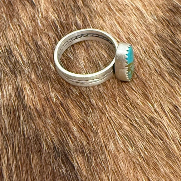 Number 8 Mine Turquoise Silver Ring - Picture 4 of 9